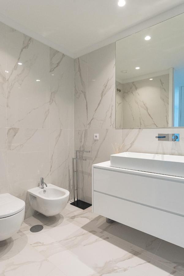 Sun&Sea Luxury Apartment By Mp ヴィラ・ノヴァ・デ・ガイア エクステリア 写真